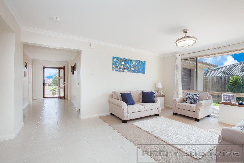 6 Coolabah Street ABERGLASSLYN 3
