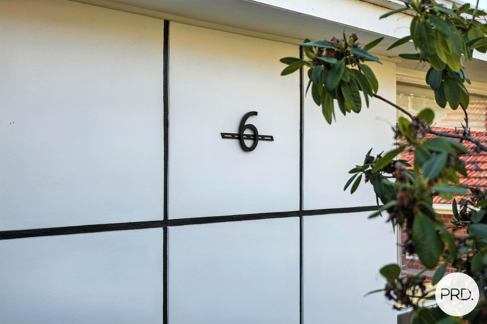 6 Coolangatta Street LINDISFARNE 4