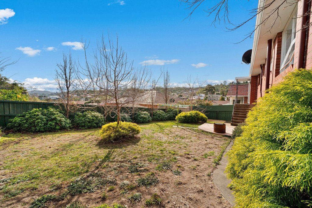 6 Coolangatta Street LINDISFARNE 20