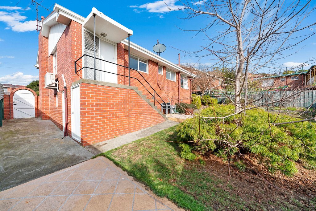 6 Coolangatta Street LINDISFARNE 25