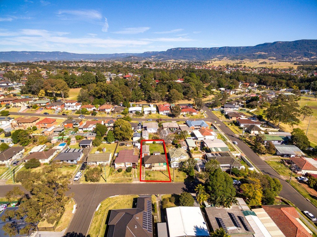 6 Cornwall Road DAPTO 10