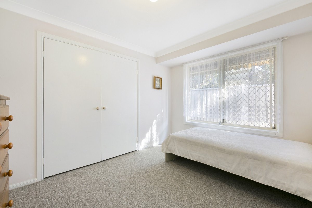 6 Coronet Crescent Burleigh Waters 12