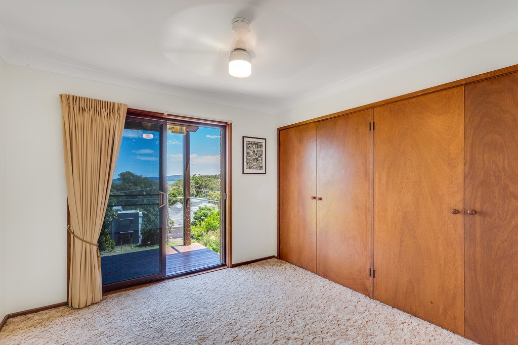 6 Corrie Lane CORLETTE 9