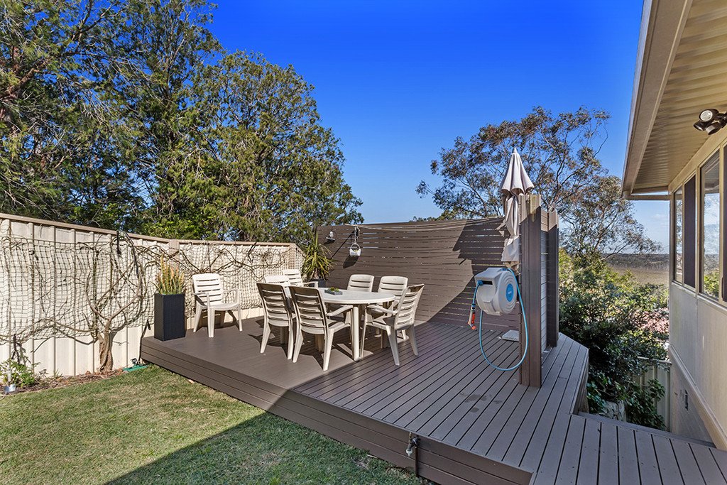 6 Corrie Parade CORLETTE 12
