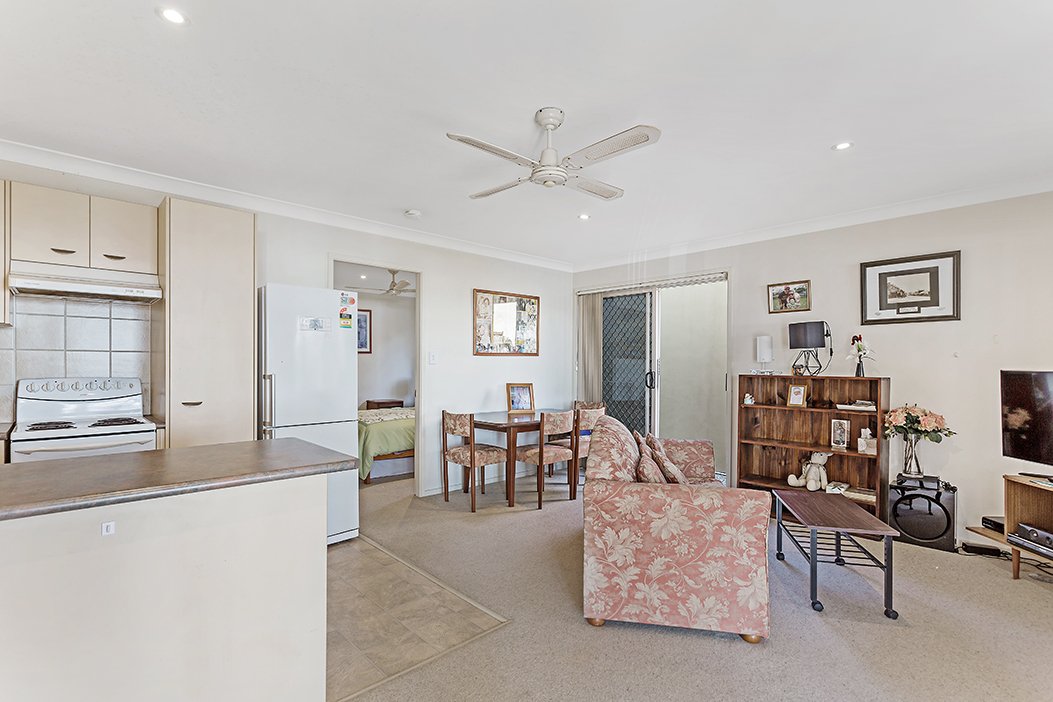 6 Corrie Parade CORLETTE 17