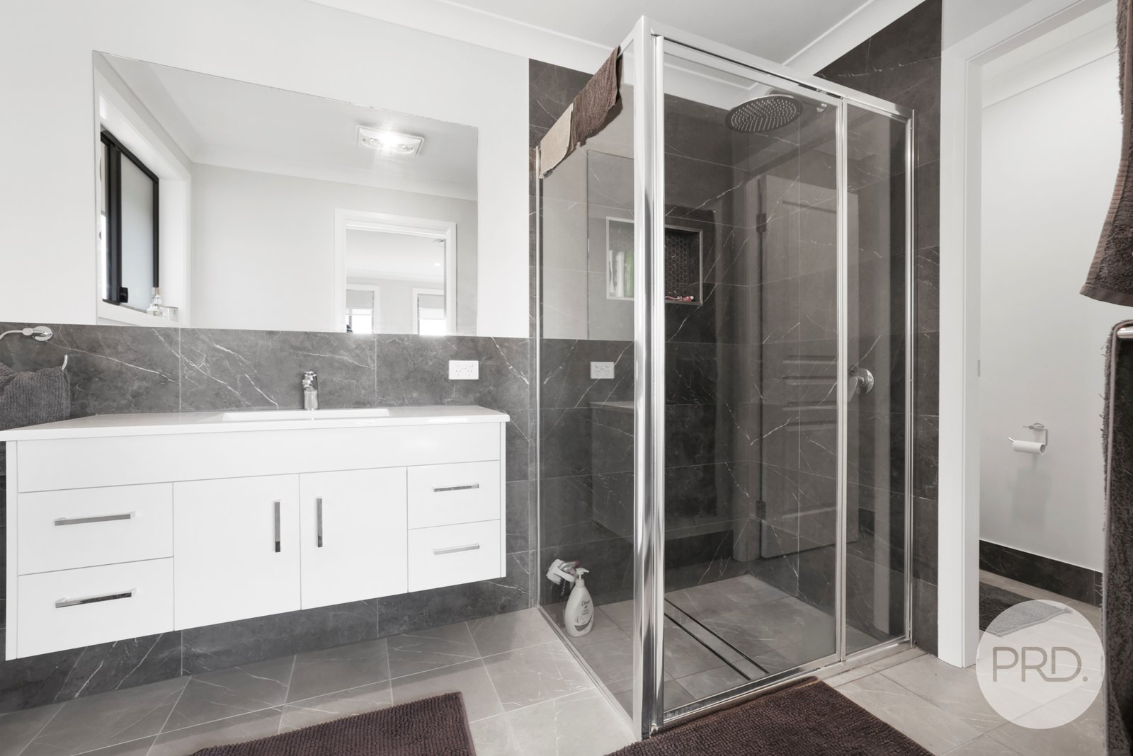 6 Corvina Close TAMWORTH 6