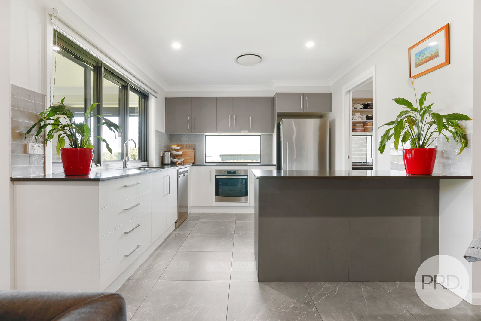 6 Corvina Close TAMWORTH 9