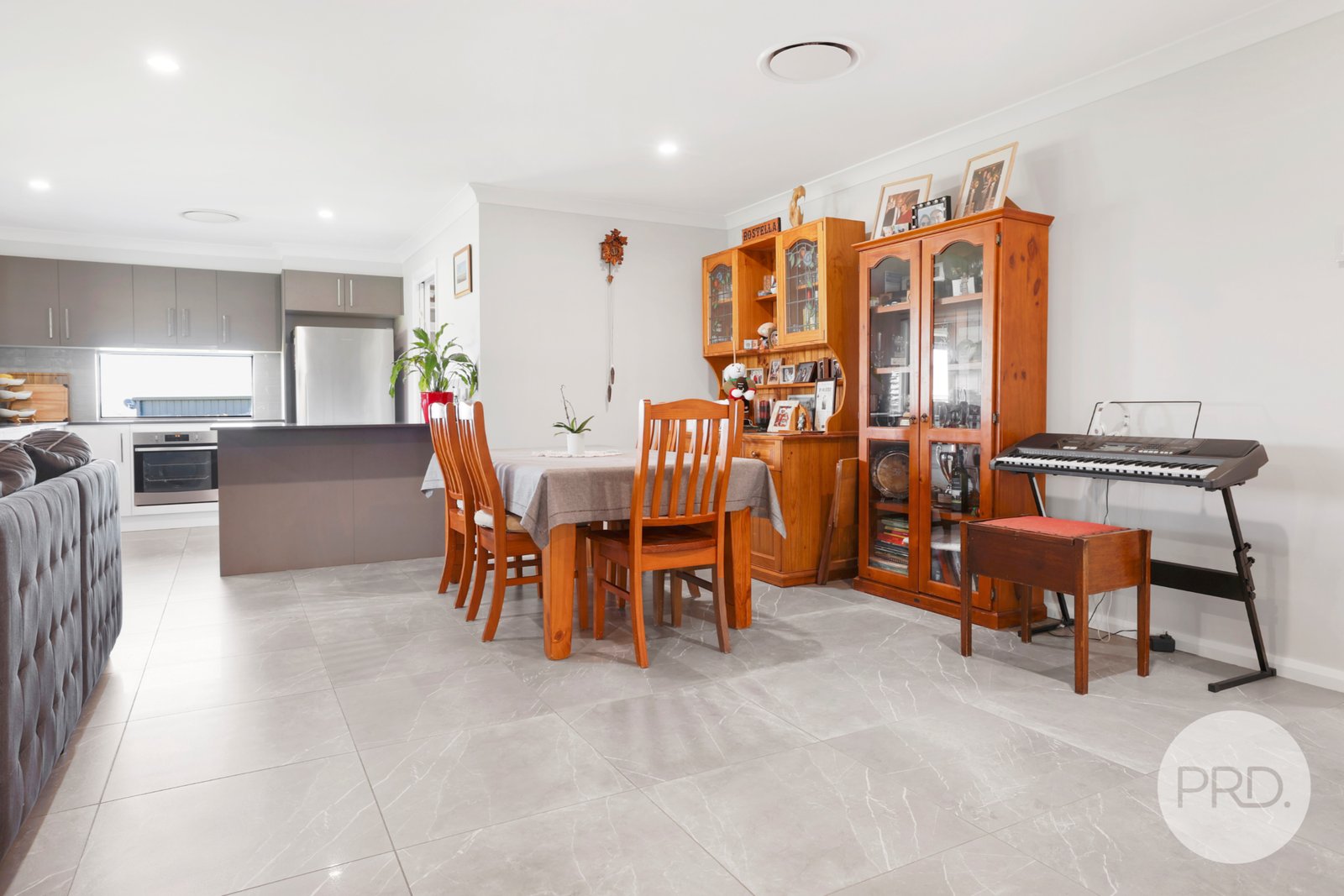 6 Corvina Close TAMWORTH 14