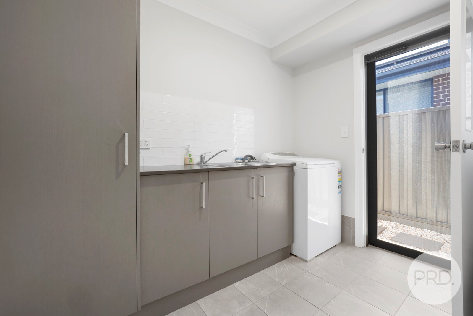 6 Corvina Close TAMWORTH 17