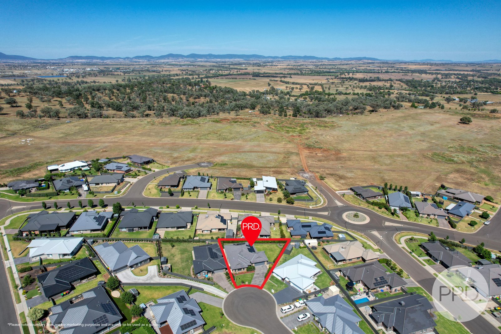 6 Corvina Close TAMWORTH 25