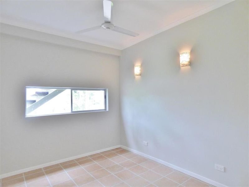 6 Coryule Place CANNONVALE 12