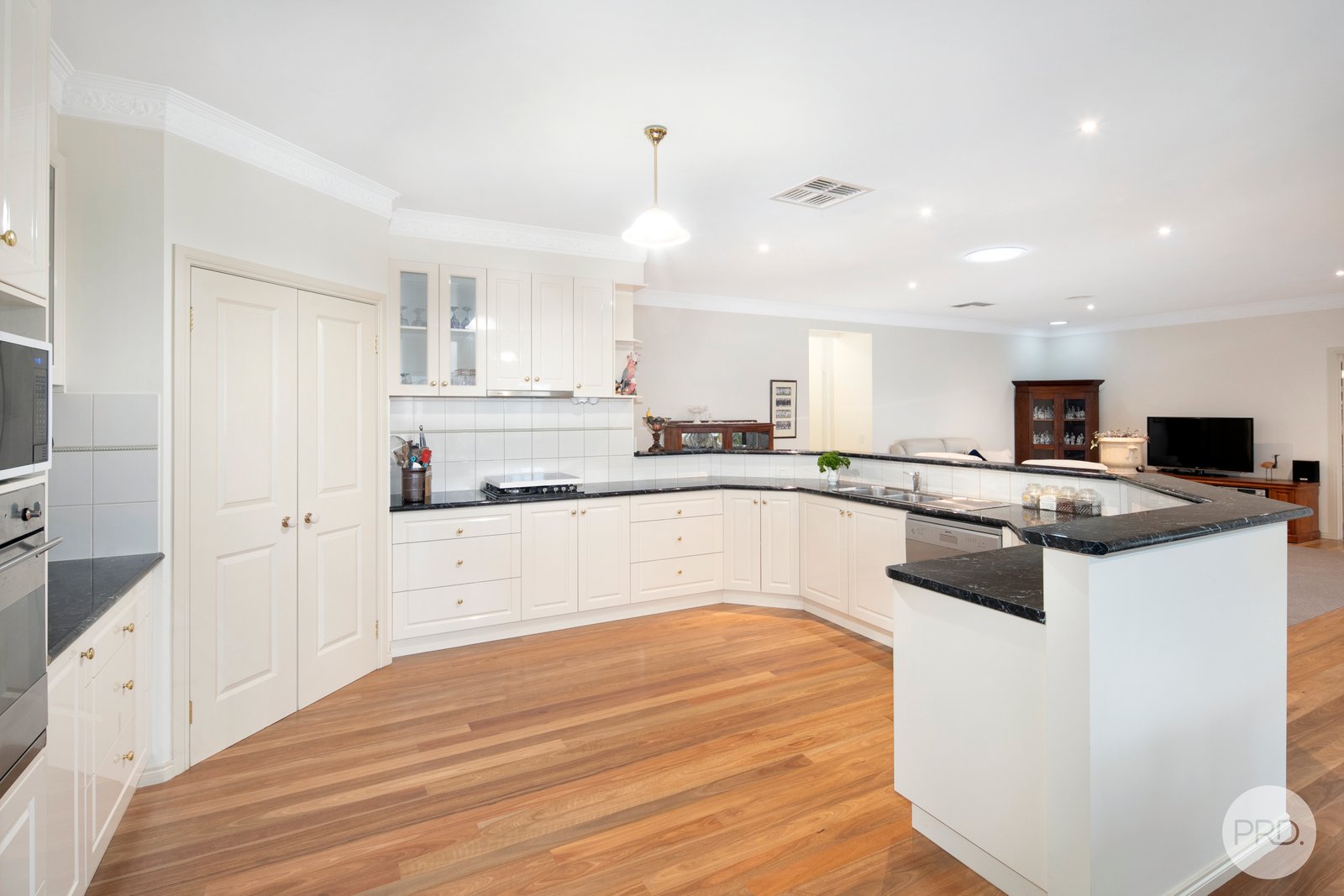 6 Coventry Street MINERS REST 8