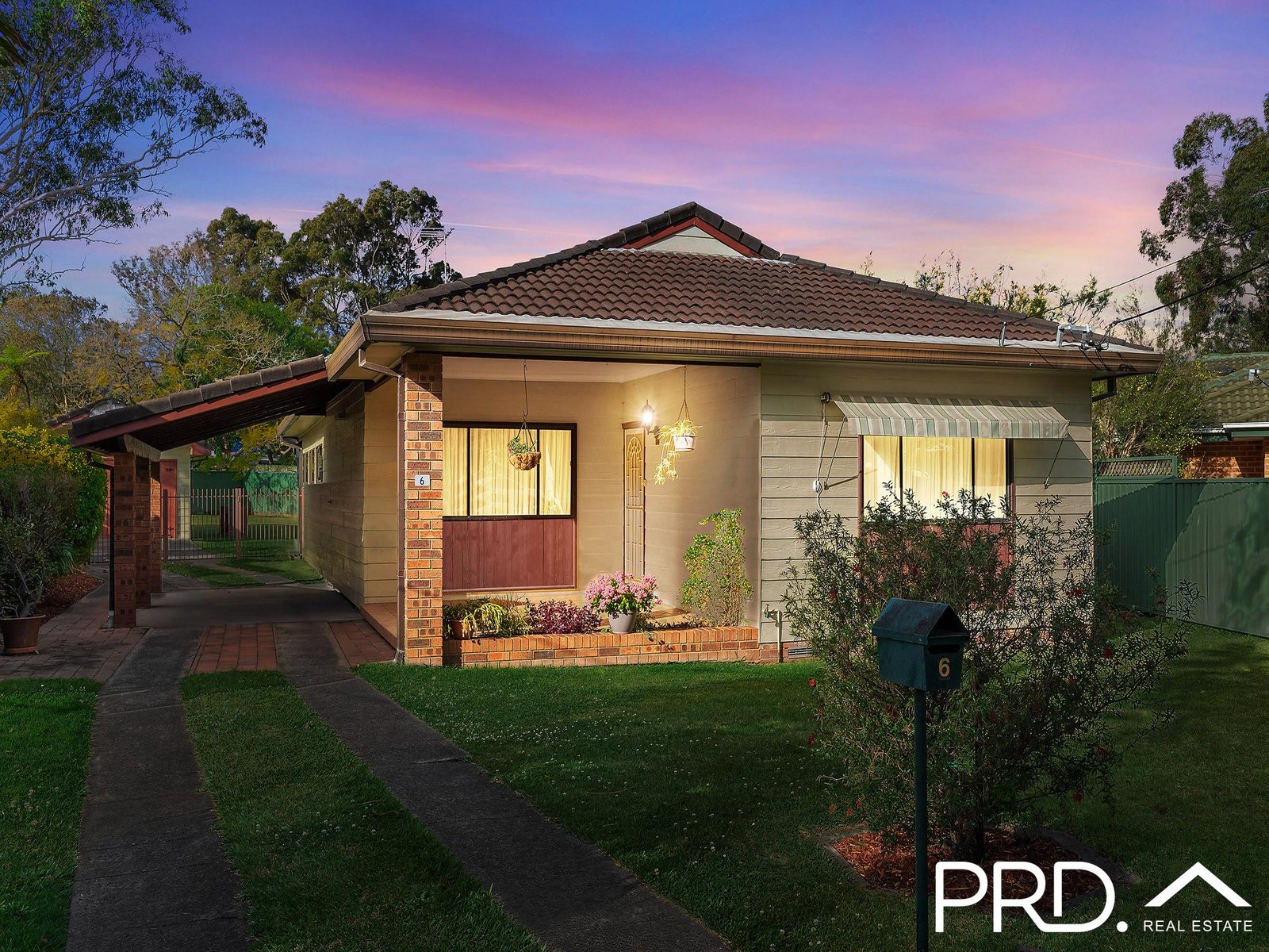 6 Cowland Avenue EAST HILLS 2
