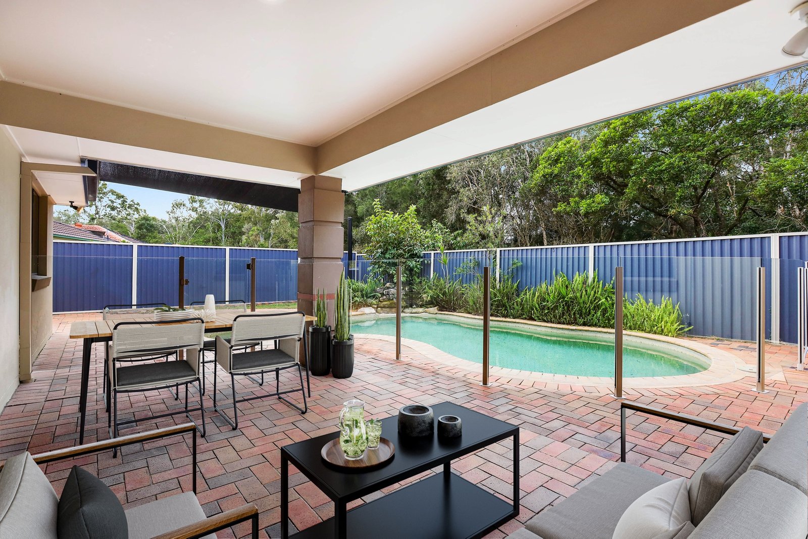 6 Crestbrook Glen MOLENDINAR 14