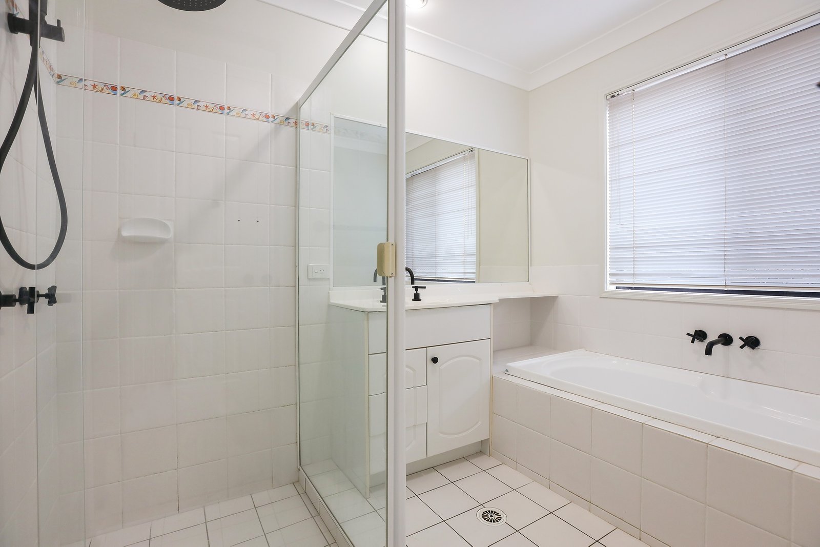 6 Crestbrook Glen MOLENDINAR 10