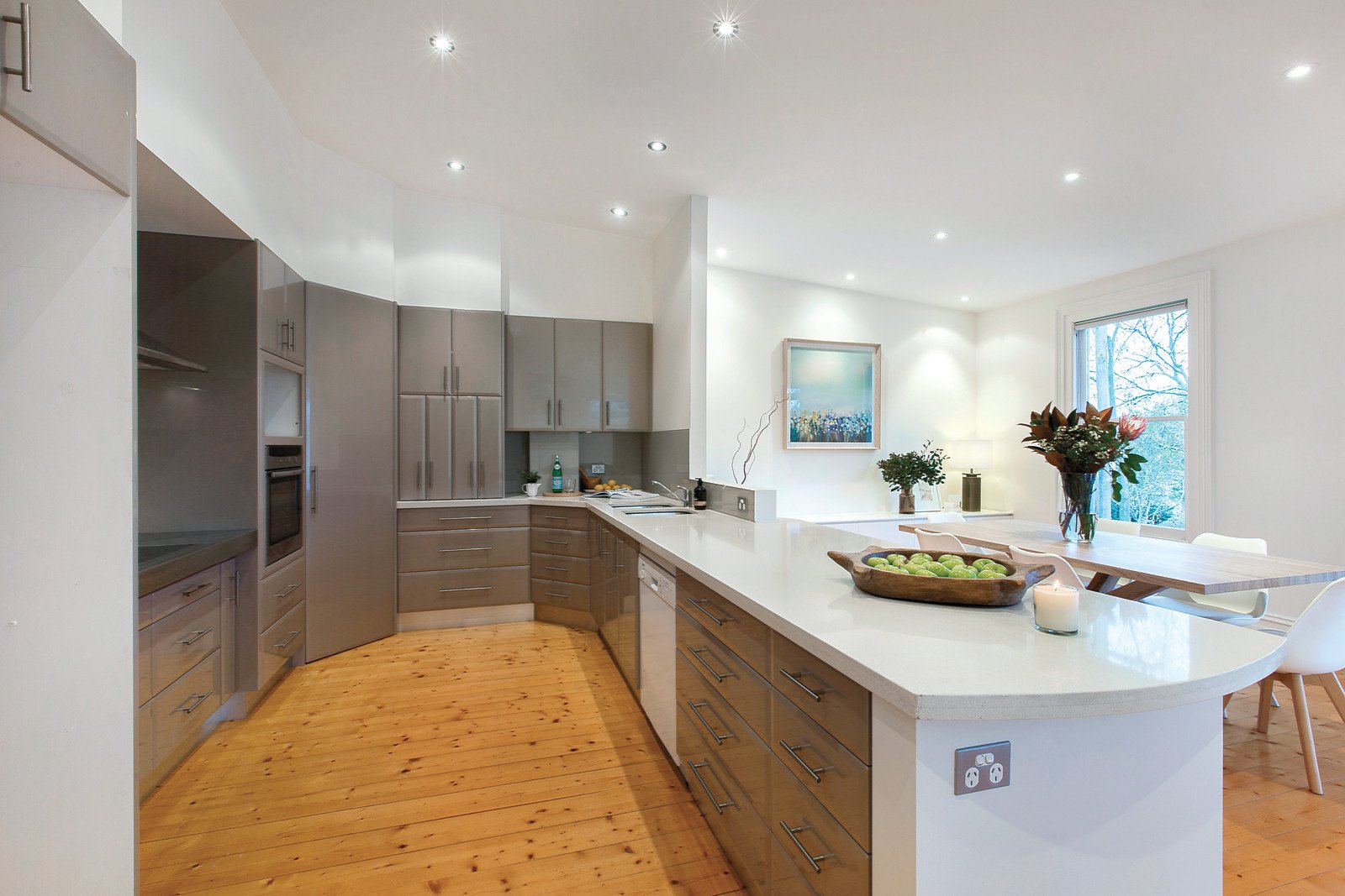 6 Cross Street, Canterbury, VIC