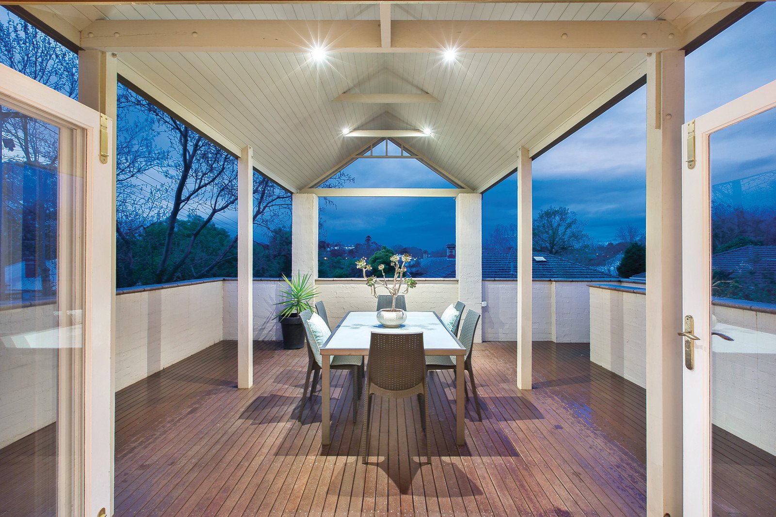 6 Cross Street, Canterbury, VIC