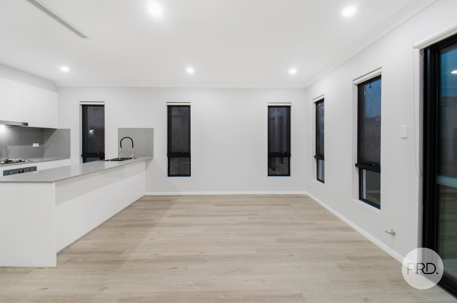 6 Cunningham Crescent BARDIA 3