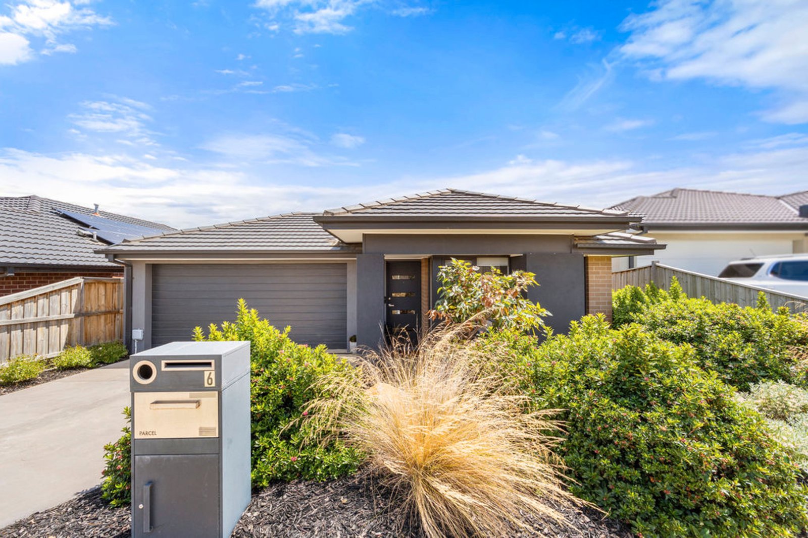 Gallery: 6 Daimler Drive