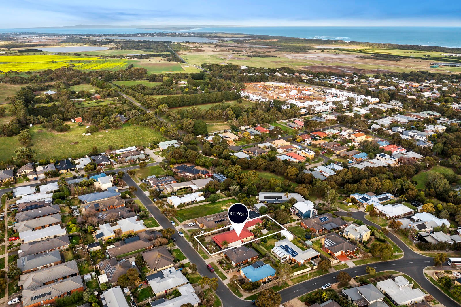 Real Estate and Property in 6 Daintree Way, Ocean Grove, VIC