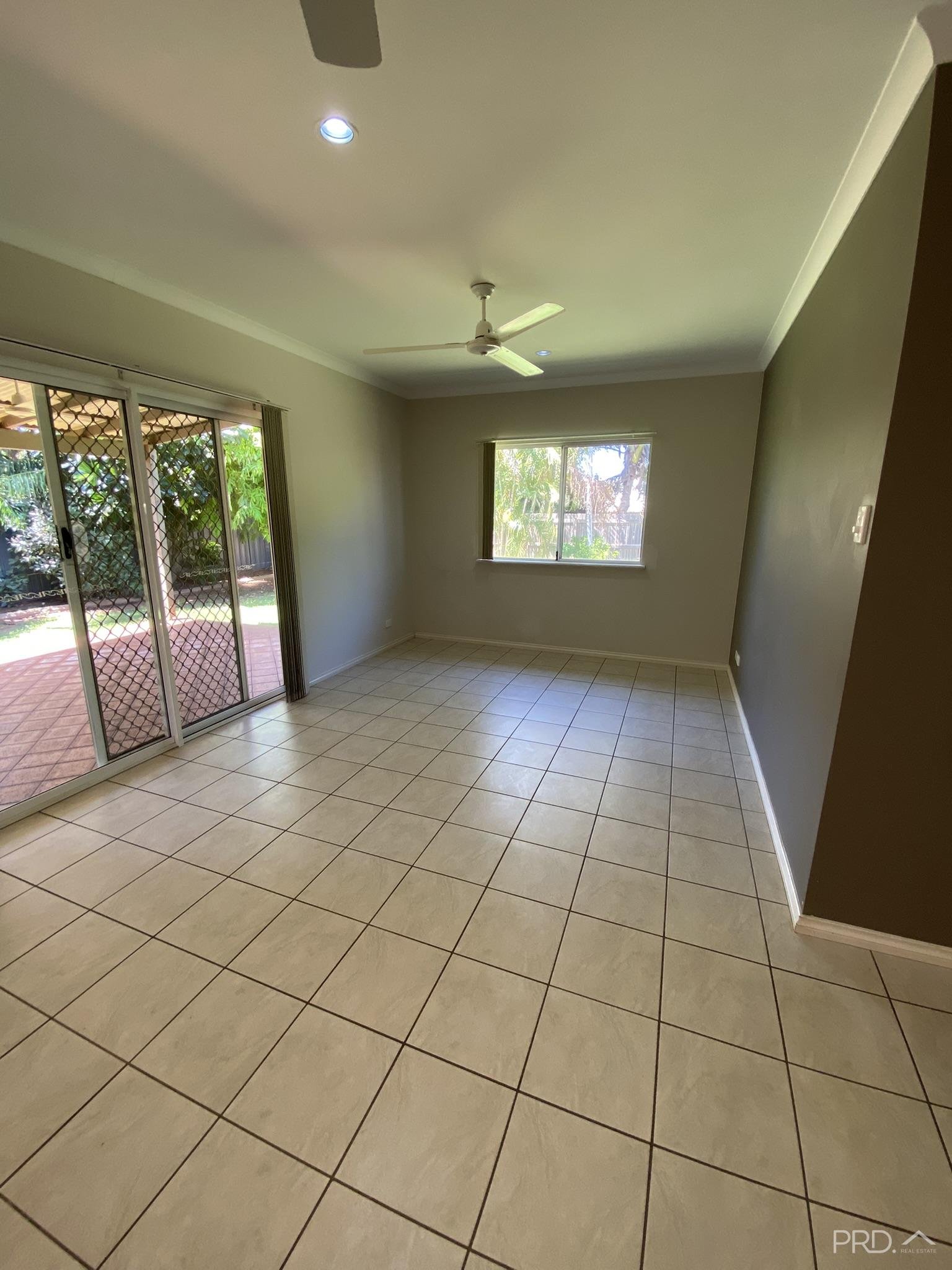 6 Dalgyte Road DJUGUN 10