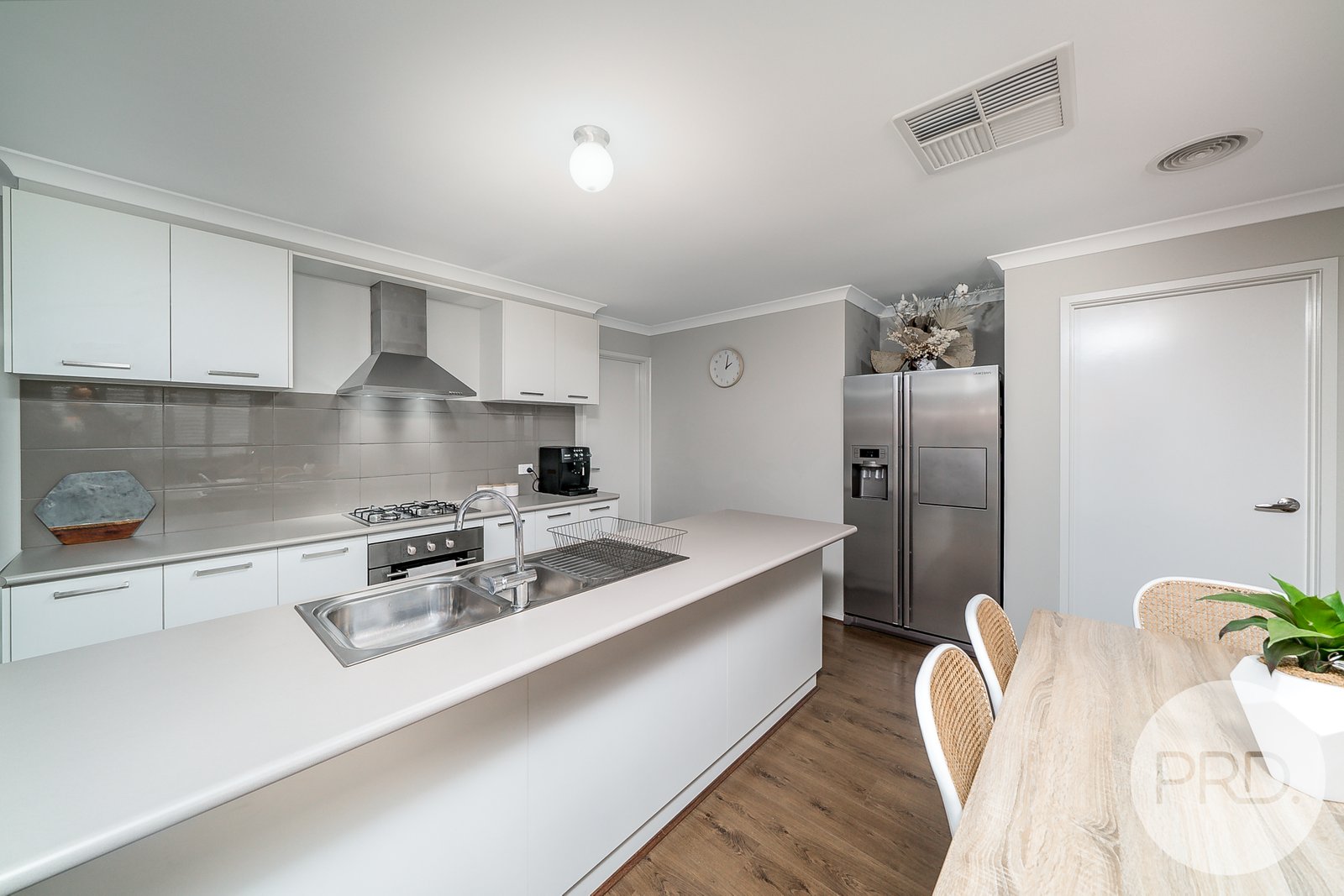 6 Darcy Drive BOOROOMA 3