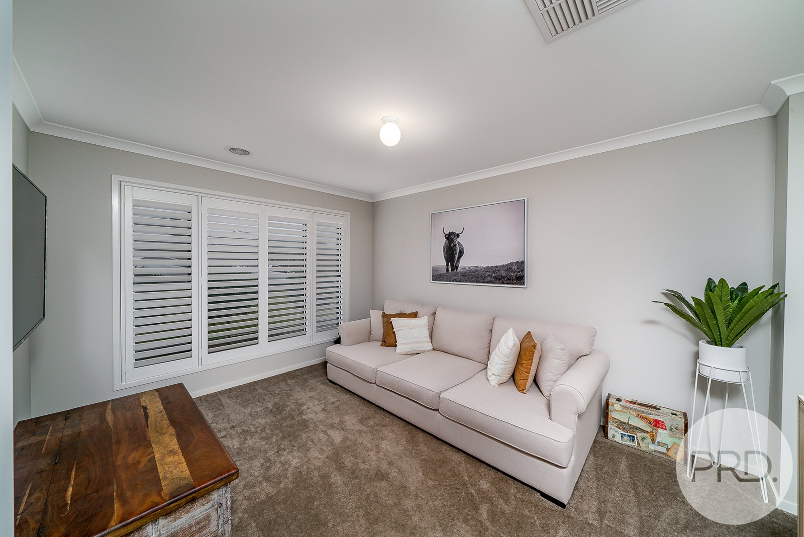 6 Darcy Drive BOOROOMA 5