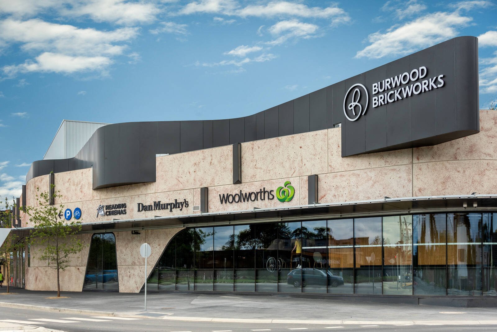 Real Estate and Property in 6 Darook Street, Blackburn South, VIC