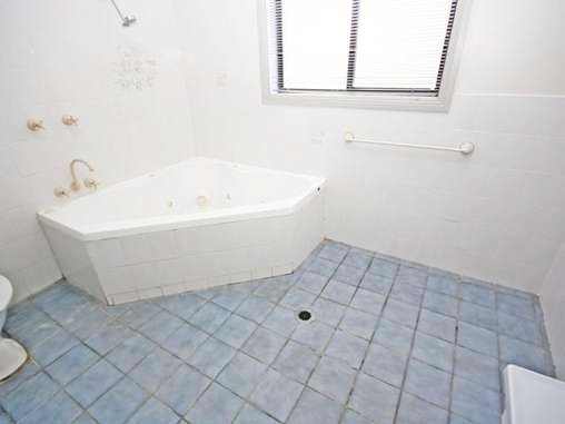 6 Darri Street GLENFIELD PARK 5