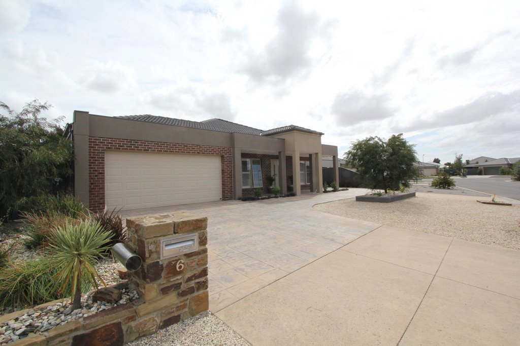 6 Dartmoor Court ALFREDTON 1