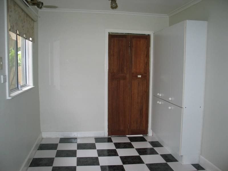 Gallery: 6 Dawson Avenue