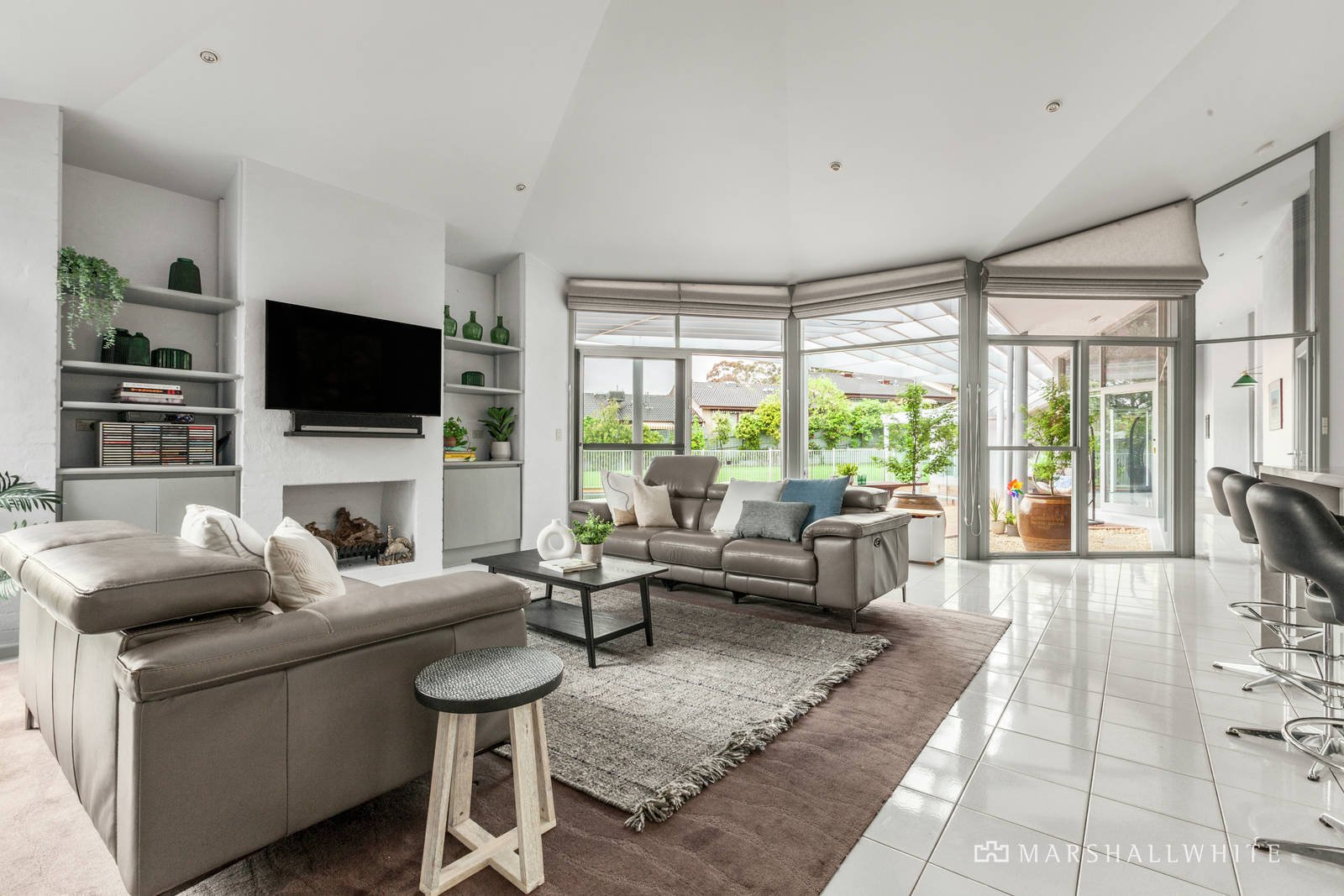 6 Delfi Court, Balwyn, VIC