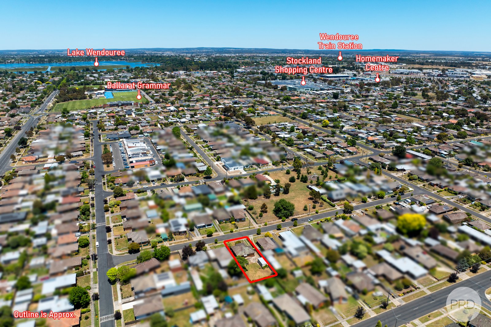 6 Dermot Street WENDOUREE 2