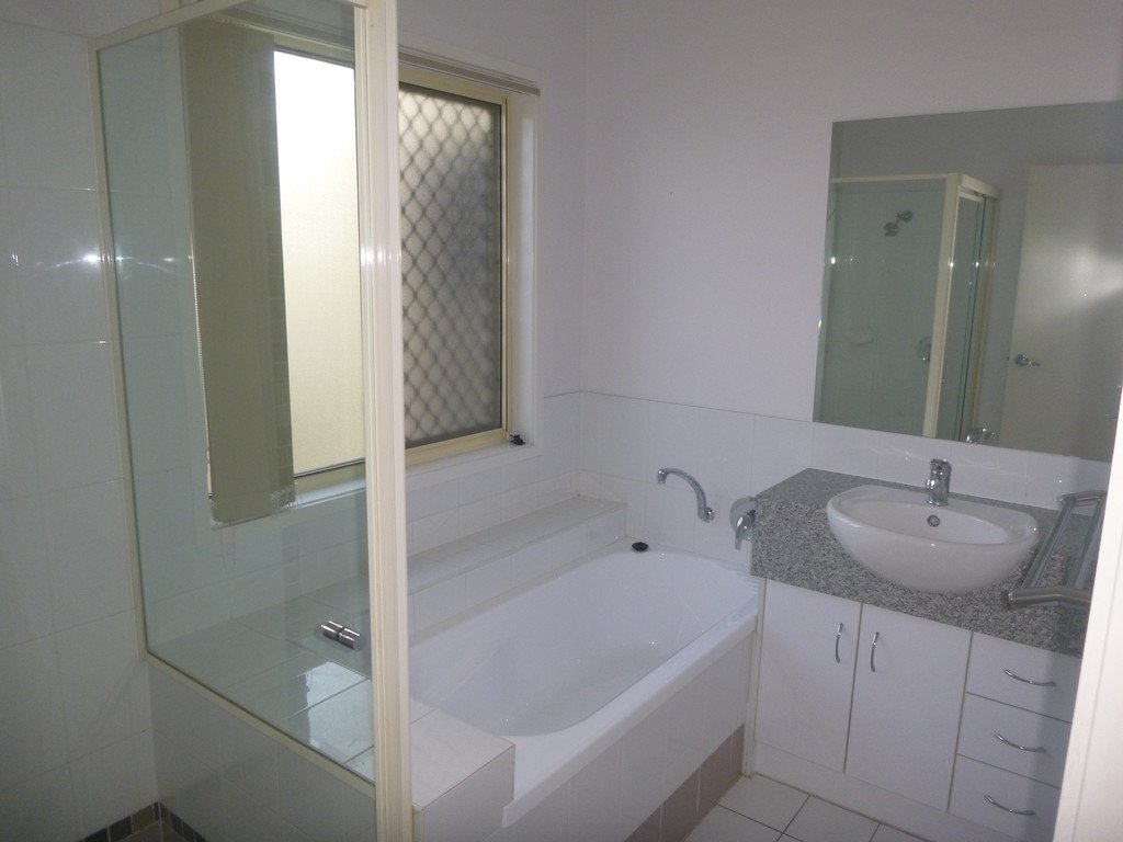 6 Derwent Street MURRUMBA DOWNS 4