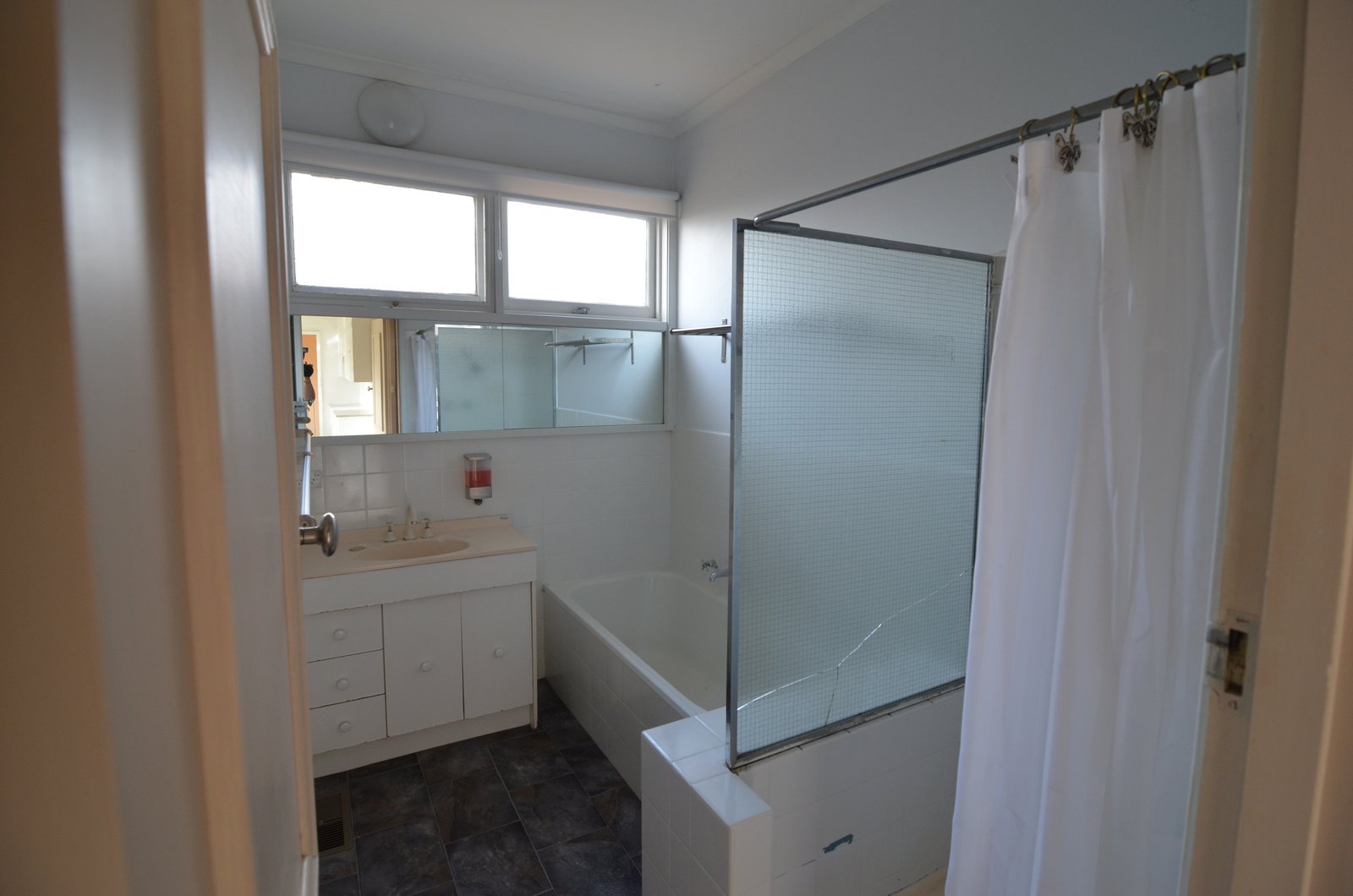 Gallery: 6 Desmond Street