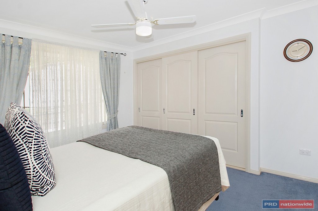 6 Diamentina Way LAKEWOOD 5