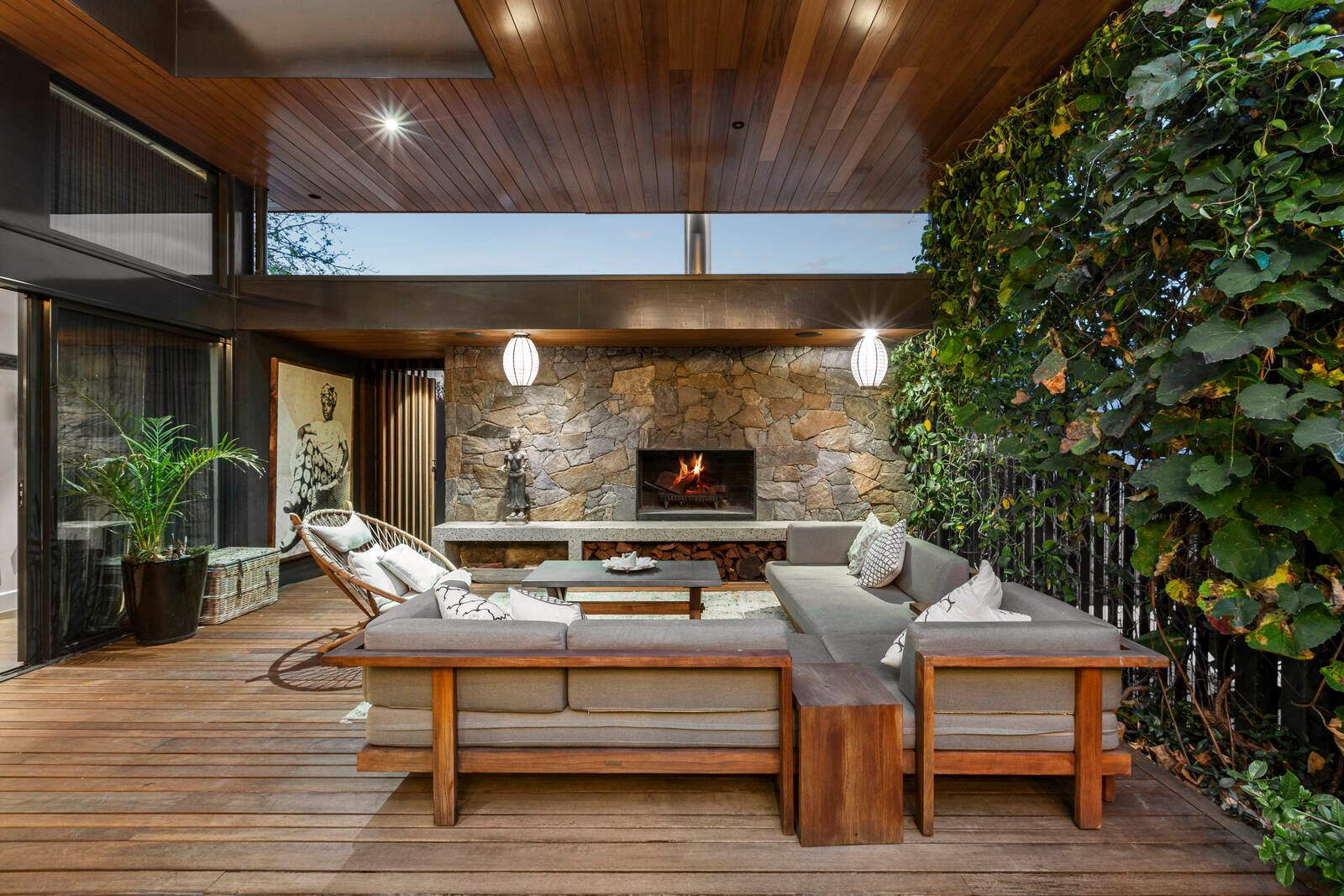 Real Estate and Property in 6 Dickens Street, Elwood, VIC