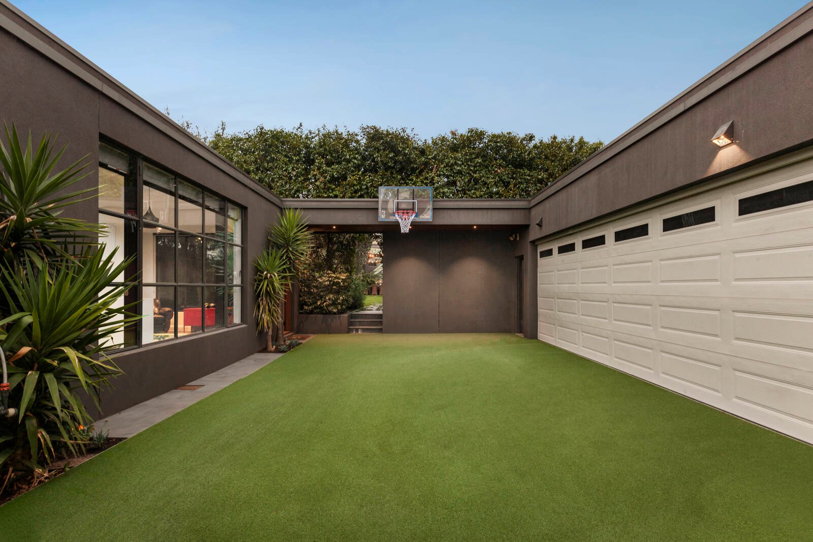 Real Estate and Property in 6 Dickens Street, Elwood, VIC