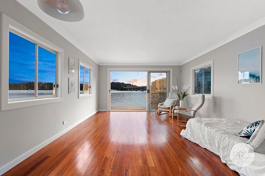 6 Dinjerra Crescent OATLEY 4