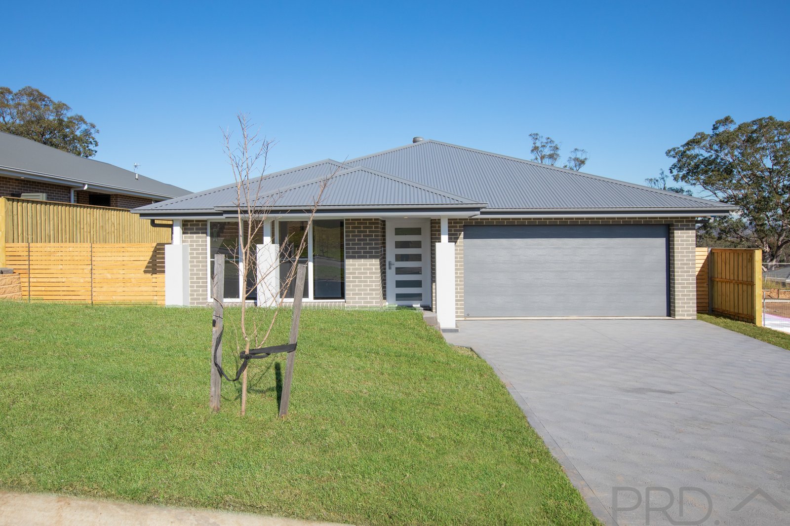 6 Dinton Street GRETA 1