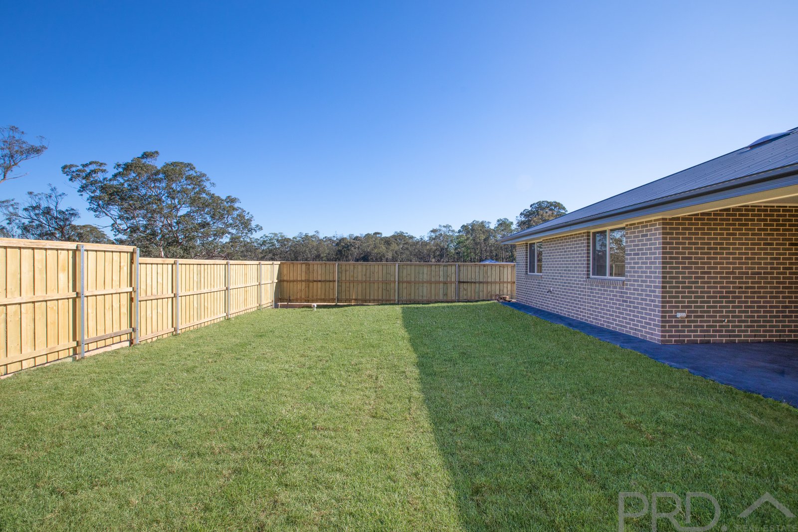 6 Dinton Street GRETA 7