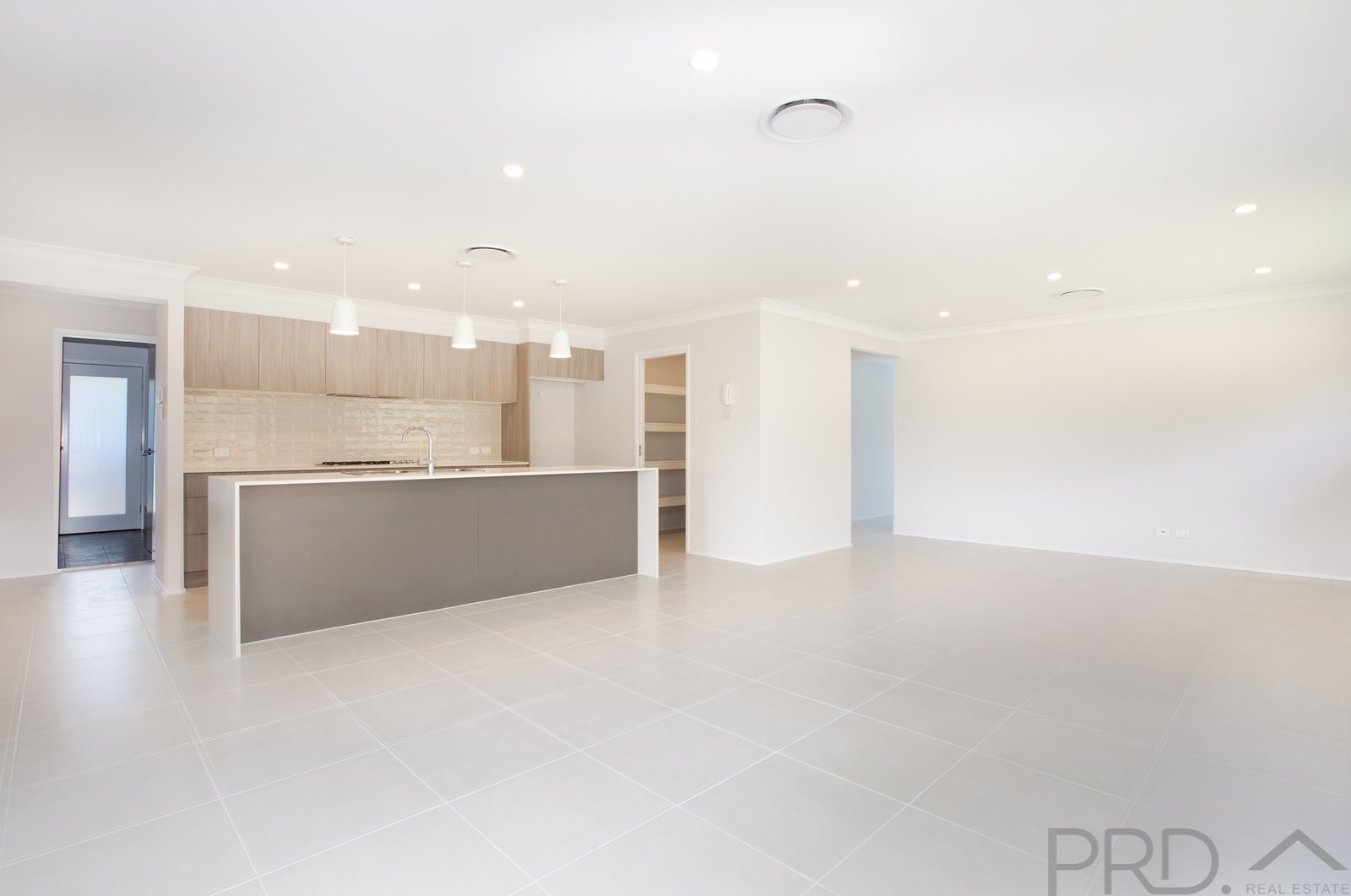 6 Dinton Street GRETA 11