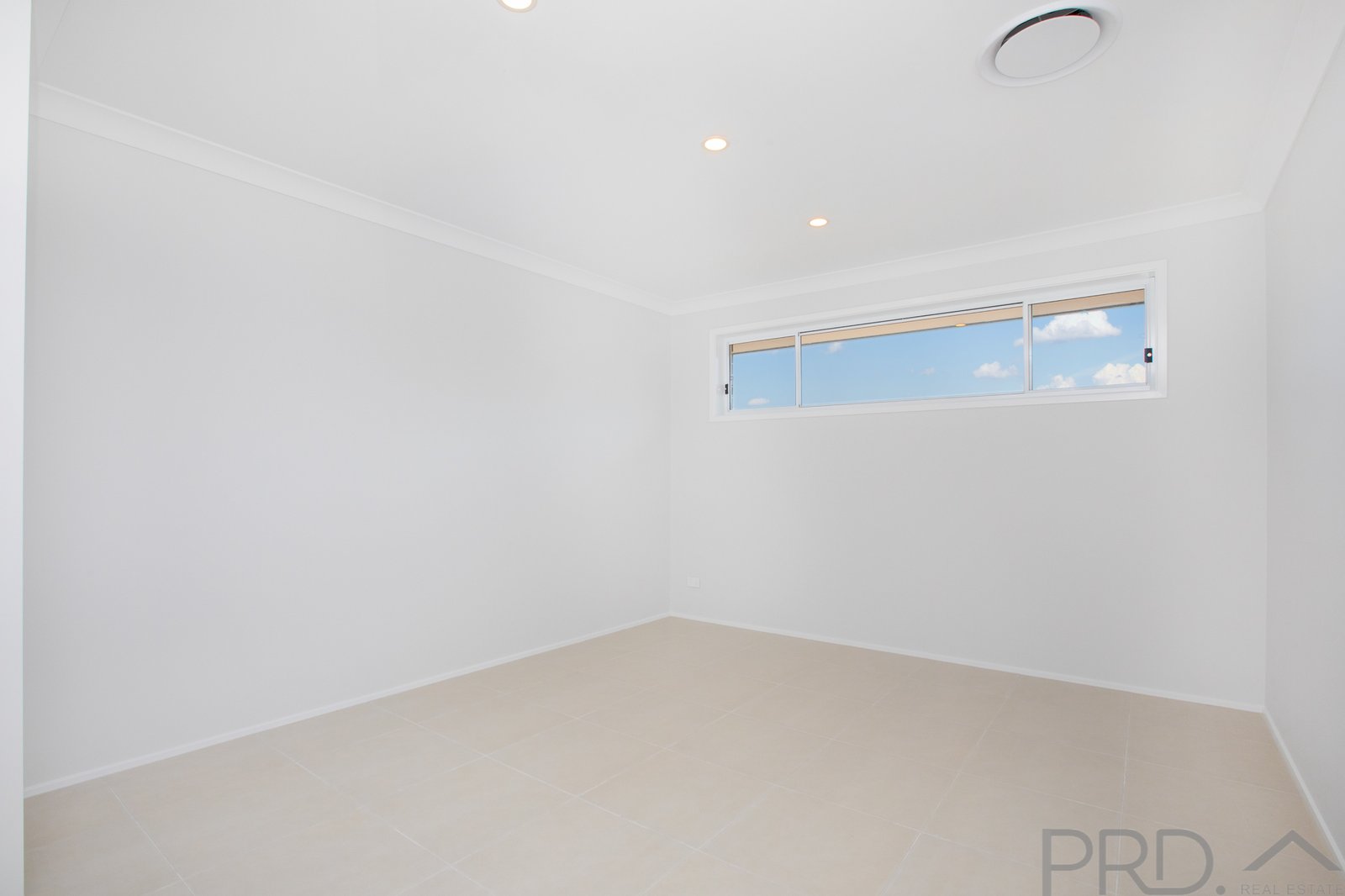 6 Dinton Street GRETA 14