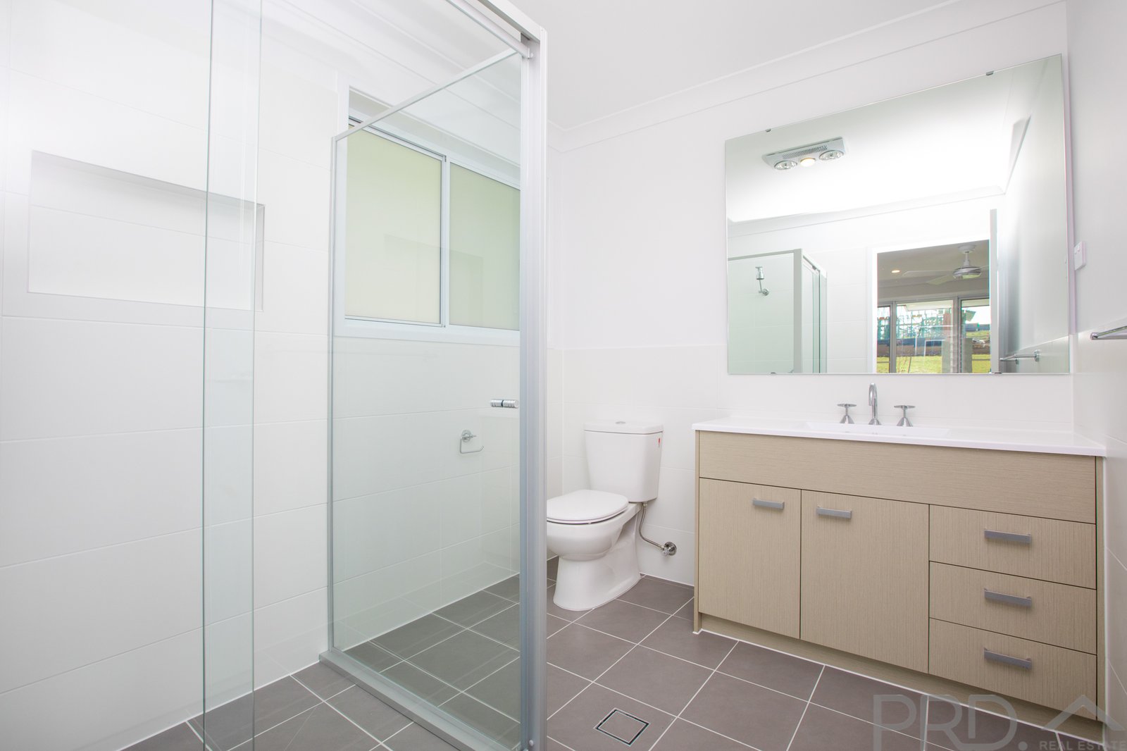 6 Dinton Street GRETA 17