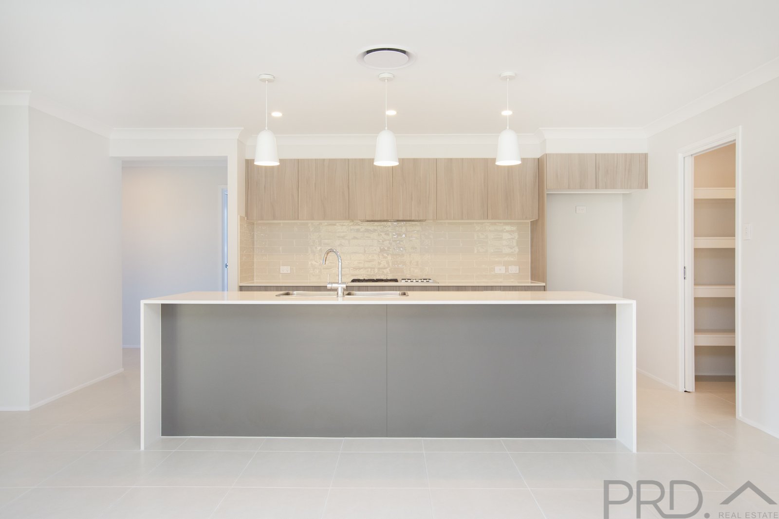 6 Dinton Street GRETA 21