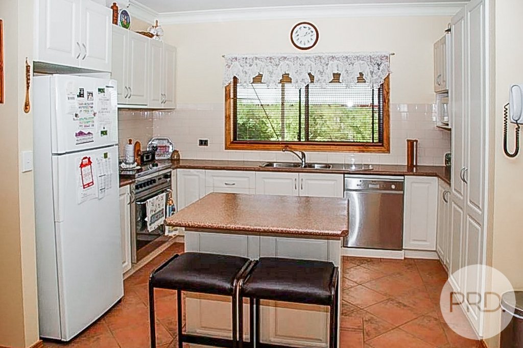 6 Dobell Place LLOYD 3
