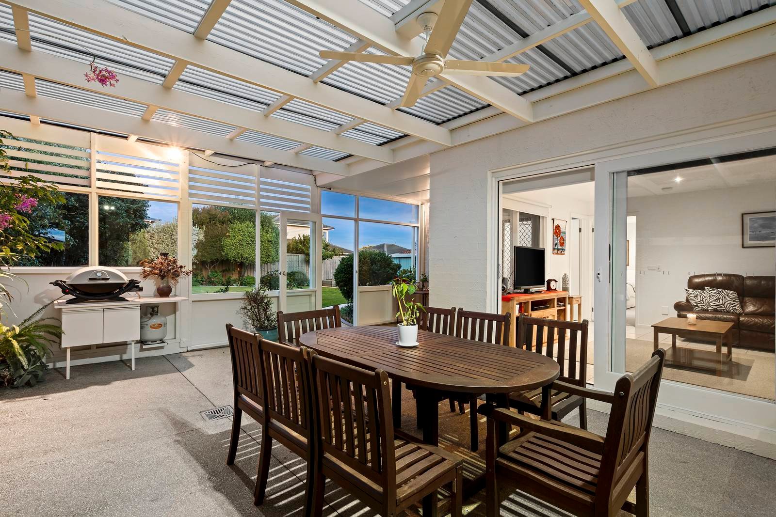 6 Dolphin Court, Ocean Grove RT Edgar