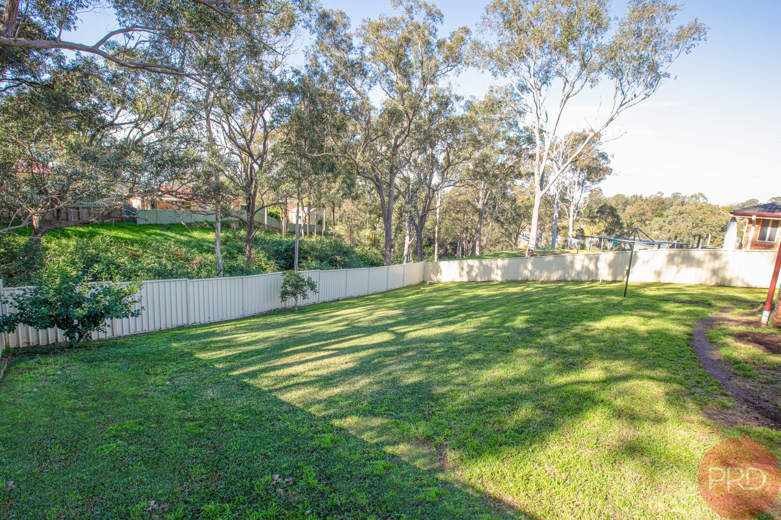 6 Dumont Close RUTHERFORD 18