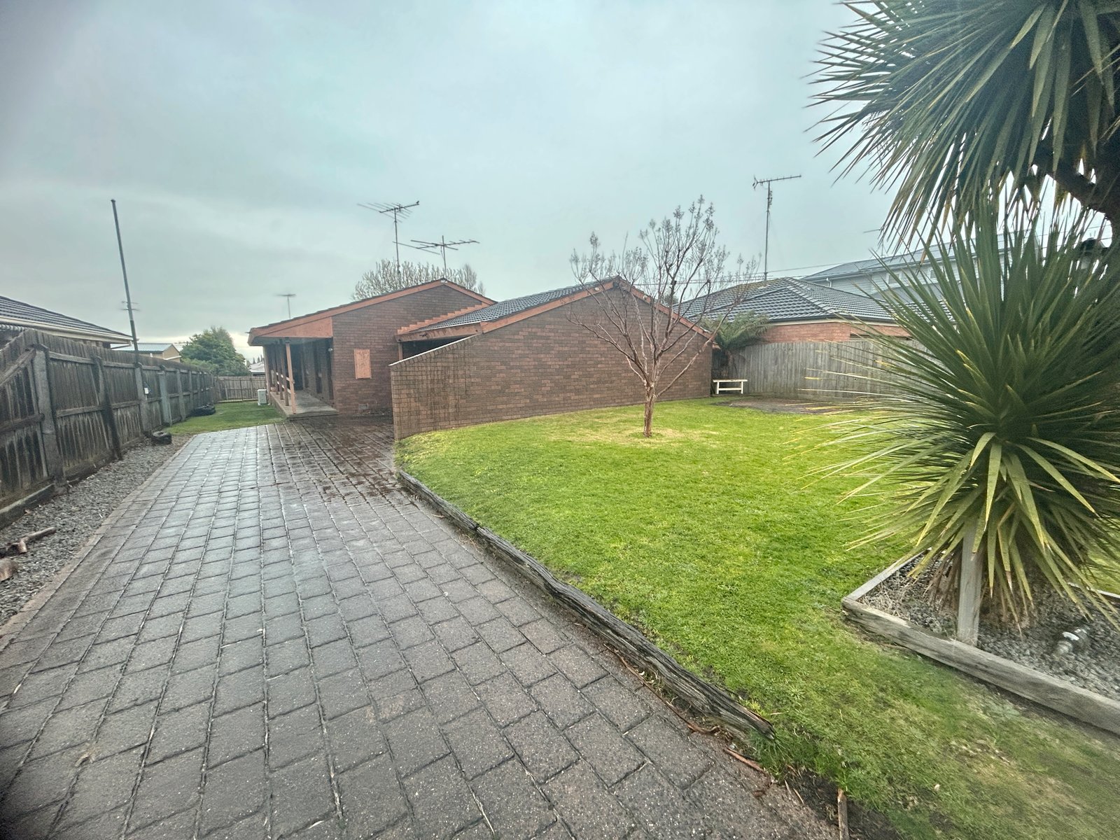 Gallery: 6 Dundundra Drive