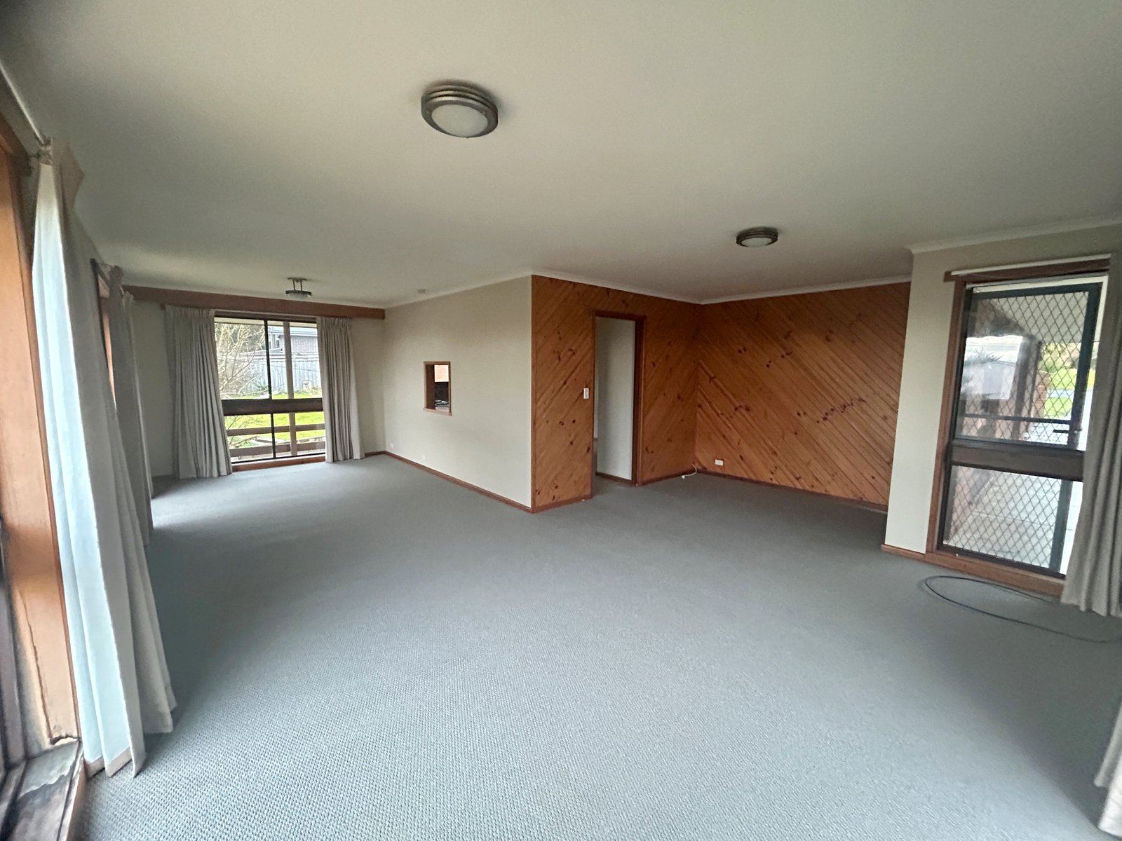 Gallery: 6 Dundundra Drive